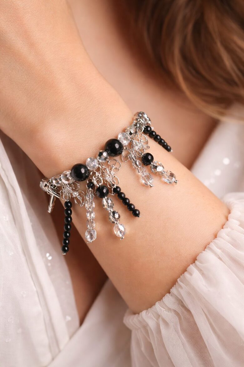 Dabīgo pērļu rokassprādze "Nakts Elegance"